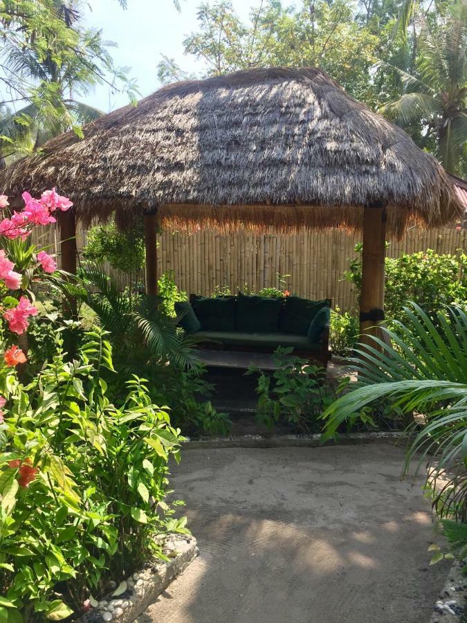 Lutwala Bungalows And Private Villa Gili Trawangan Exterior foto